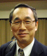 本保 元次郎 氏